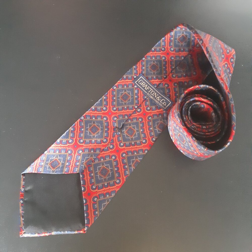 ⚡️BUY 3 for $55⚡️ Grafton & Co Silk Men's Tie, Ornate Square Multicolour Pattern - Picture 2 of 16